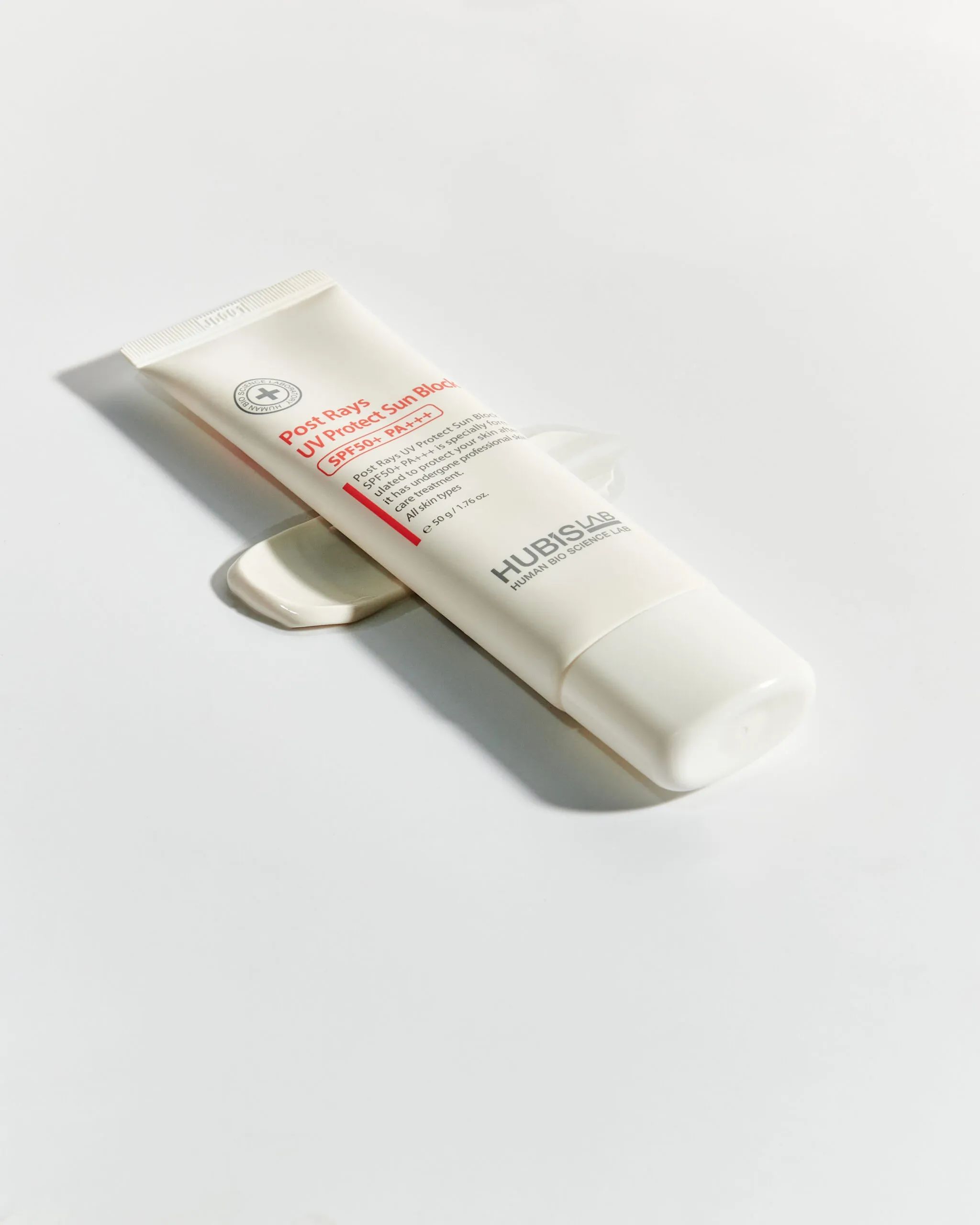 Сонцезахисний, антиоксидантний крем з сяючим фінішем Post Rays UV Protect Sun Block SPF50+ PA+++