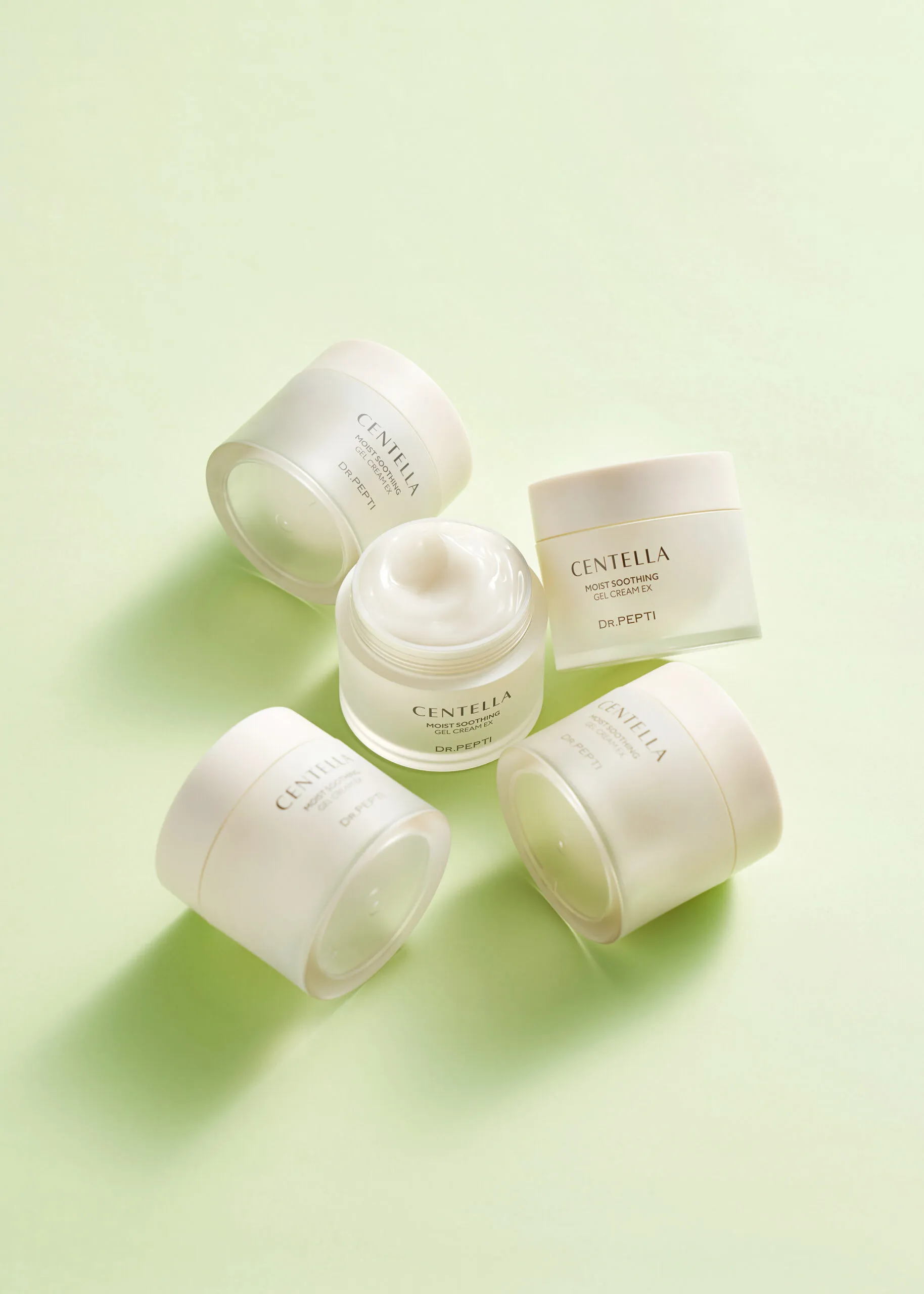 centella_moist_soothing-gel-cream-EX_moodcut2