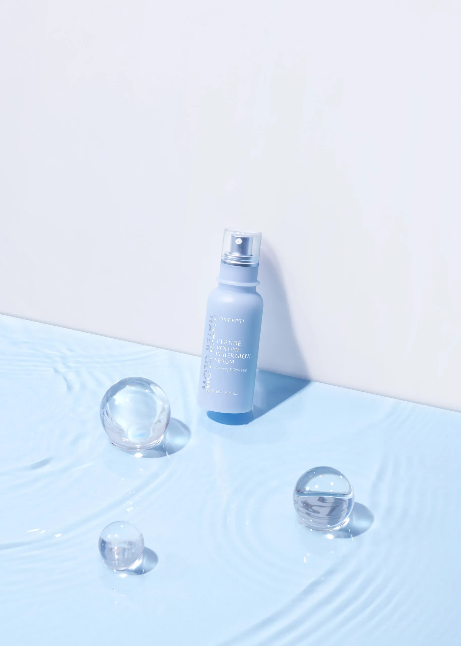Volume-Water-Glow-Serum_moodcut1