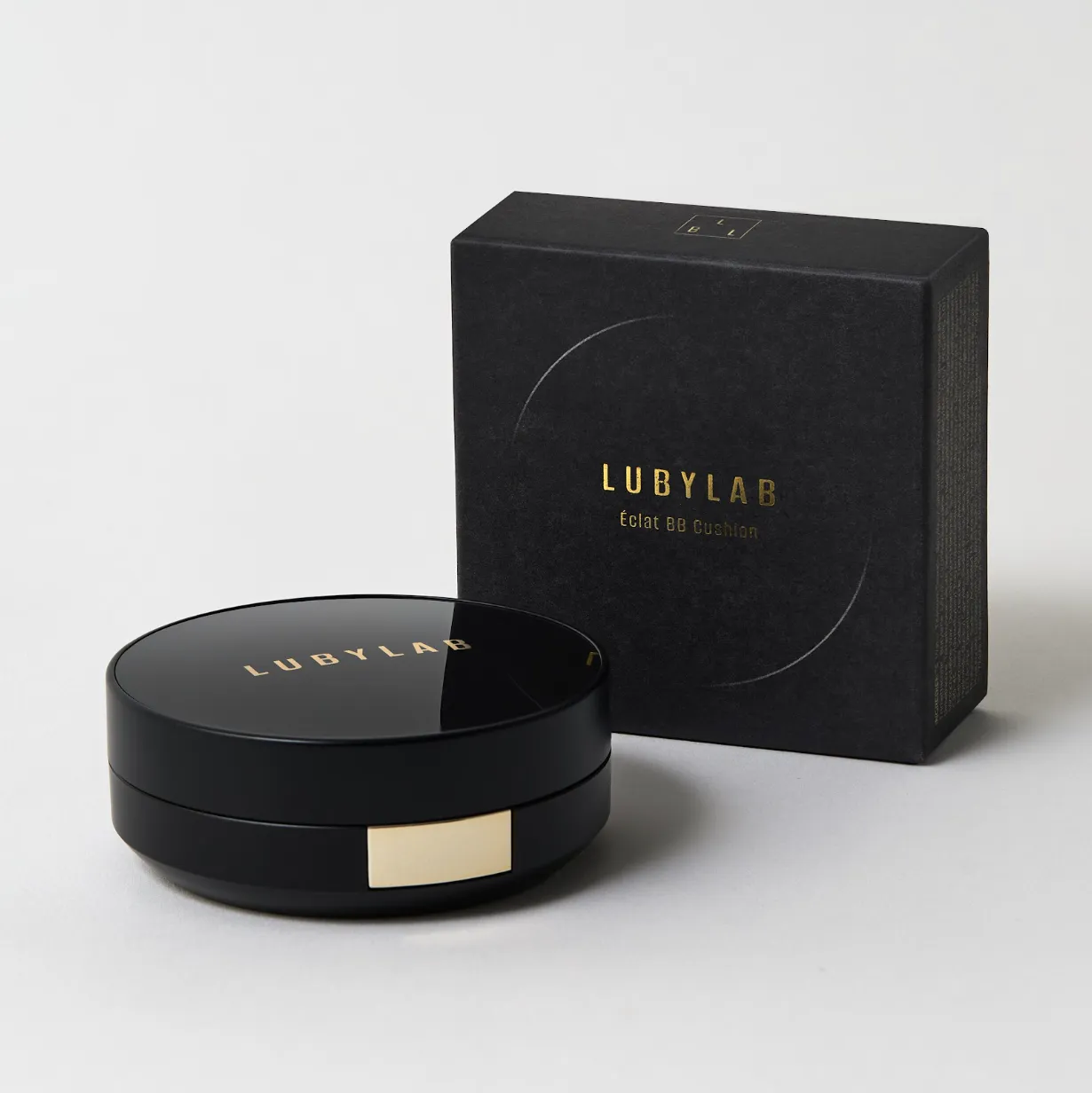 BB-кушон для шкіри обличчя - LUBYLAB Eclat BB Cushion 15 г